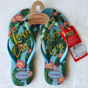 ❗️FINAL SALE❗️Havaianas Blue Splash flip flops
